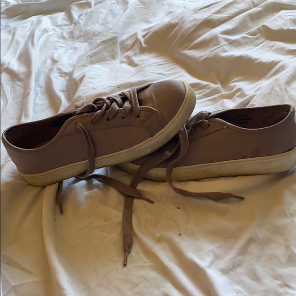 Lavender satin sneakers - Picture 4 of 4